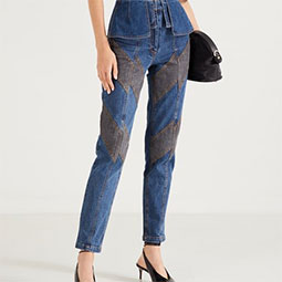 Женские джинсы бананы: как выбрать и с чем носить