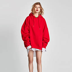 С чем носить женские худи оверсайз?